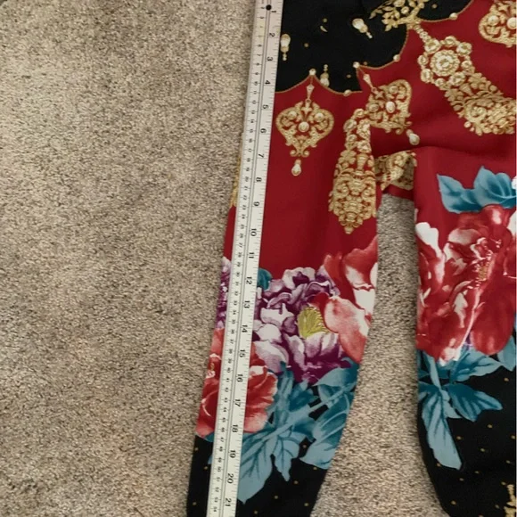 Chico's reversible button blouse.Tunic length.Chico's Size 2 (L/XL)Never worn. - Picture 6 of 9